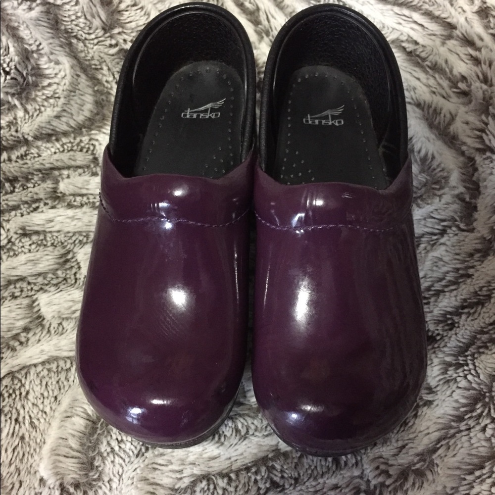 Dansko Clogs girls size 2 purple